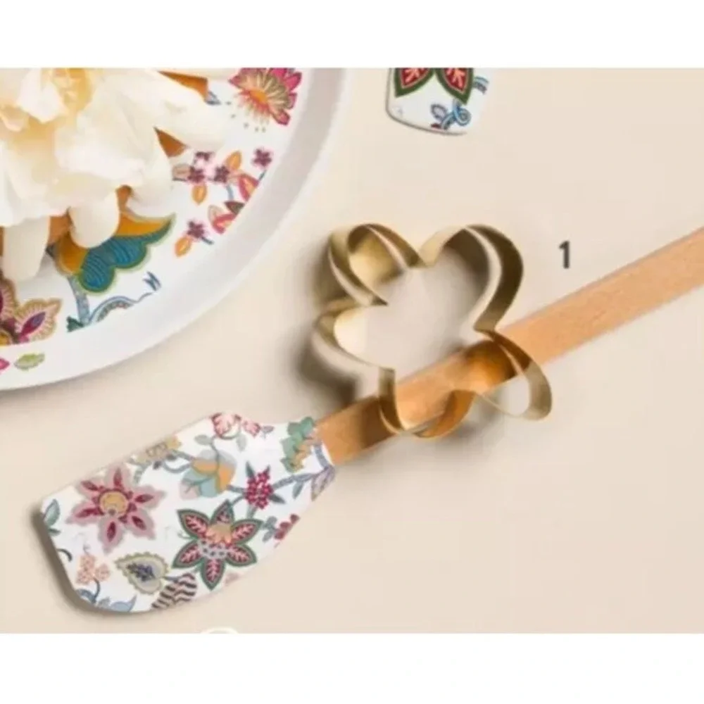 Matilda Jane Heart to Heart All in Good Taste Spatula‎ Cookie cutter set New